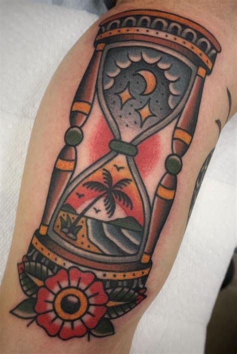 hour glass tattoos|american traditional hourglass tattoo.